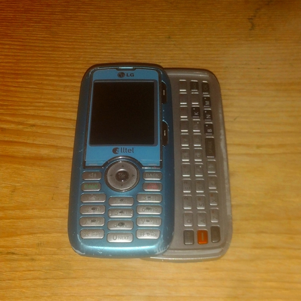 LG Alltel slide ax260 model